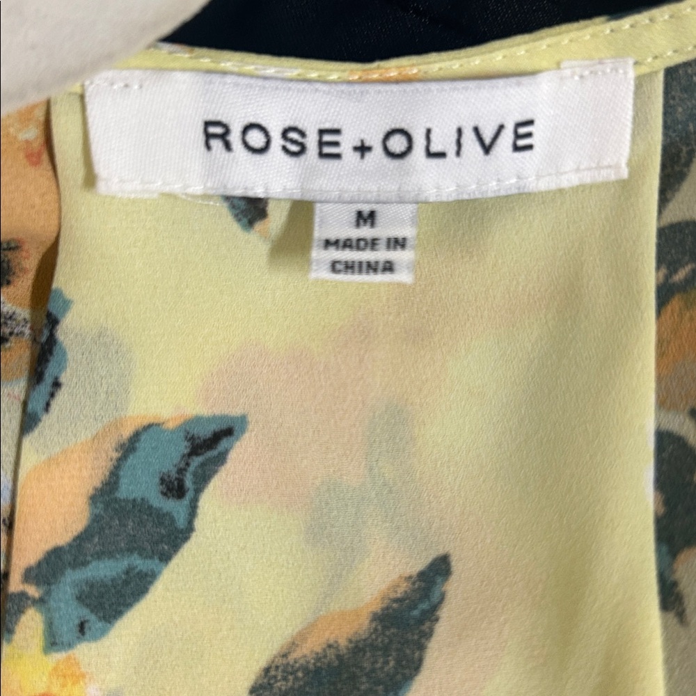 SET jacket and Top - Picture 7 of 15